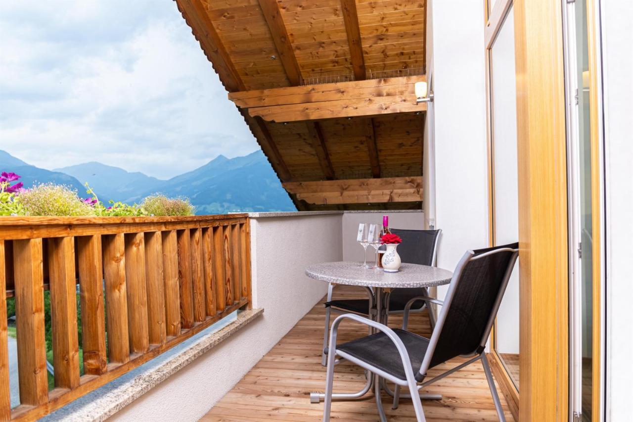 Ferienwohnungen Hinterstein Hart im Zillertal Exterior photo